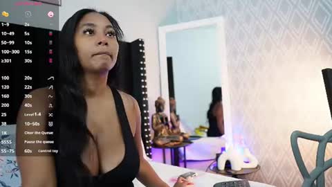 Snapshot of colombia_mommy_ chatting on 26, 6, 2026 GRETCHEN online show from 26, 6, 2026