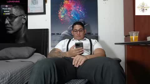 coltonmassif_ online show from 7, 6, 2026