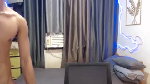 come_wet_me online show from 28, 5, 2026