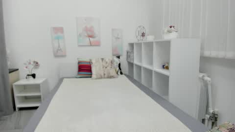 Camilla online show from 26, 3, 2026