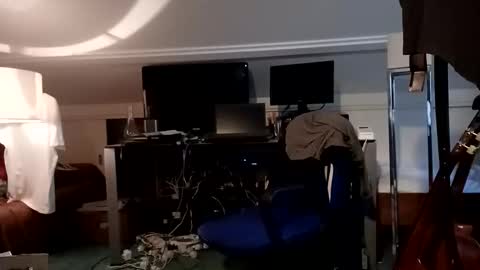 comingtocum online show from 19, 11, 2025