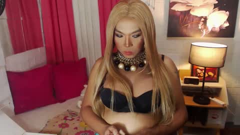 QUEEN SABRINA online show from 22, 12, 2024