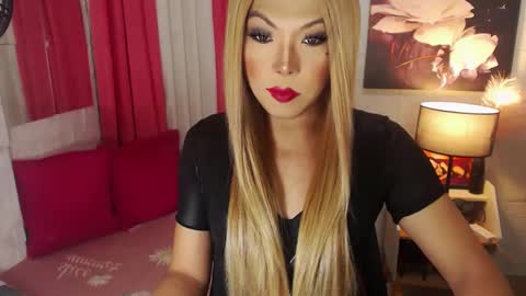 QUEEN SABRINA online show from 17, 2, 2025