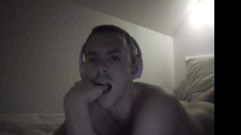 Snapshot of confessionsofalonelylover chatting on 10, 1, 2026 dreamy eyed lover online show from 10, 1, 2026