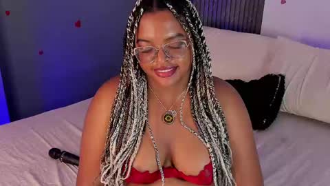 conielaurenth online show from 15, 2, 2025