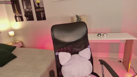 Connie online show from 22, 2, 2025