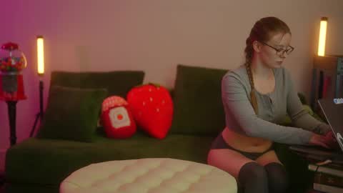 MR. MAESTRK  Friends online show from 18, 9, 2025