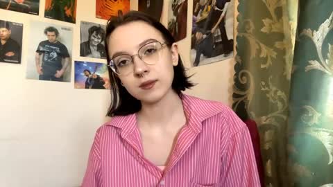 Snapshot of consuelamcelwaine chatting on 6, 4, 2026 consuelamcelwaine online show from 6, 4, 2026