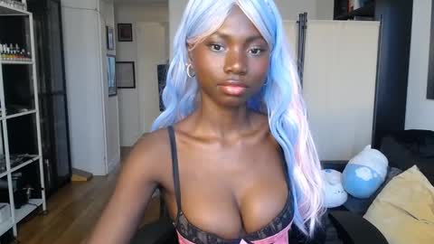 Carola  independent model online show from 4, 2, 2025