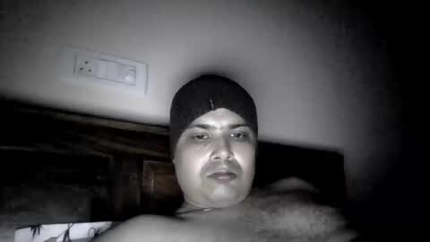 Snapshot of cool_breeze09 chatting on 28, 10, 2025 Cool Breeze09 online show from 28, 10, 2025