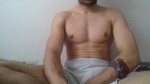 coolboy75289 online show from 8, 3, 2026