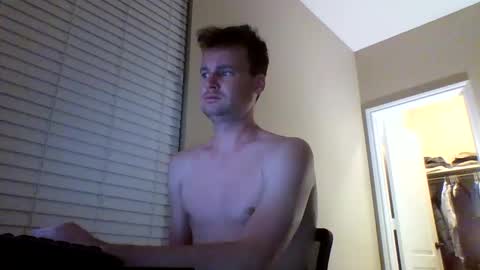 cooldude122222 online show from 15, 12, 2024