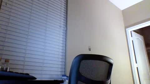 cooldude122222 online show from 8, 1, 2025