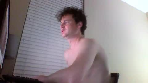 cooldude122222 online show from 9, 3, 2025