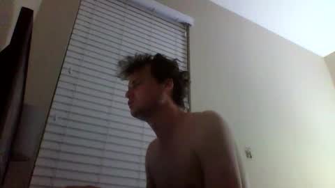 cooldude122222 online show from 10, 3, 2025