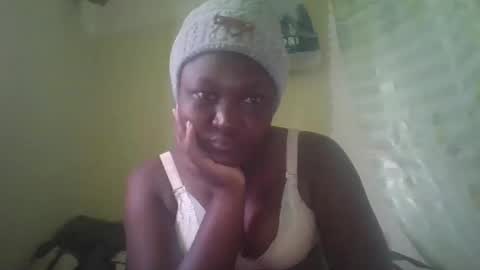 coolgirl001 online show from 10, 3, 2025