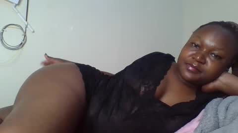 coolgirl001 online show from 25, 11, 2025