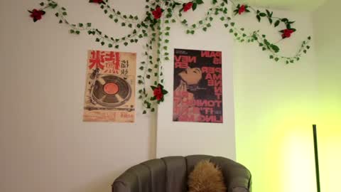 Coralie Bronson online show from 13, 7, 2026
