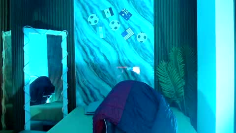 corall_tay1 online show from 21, 6, 2026