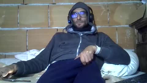 Snapshot of corradog83 chatting on 15, 12, 2025 Corrado online show from 15, 12, 2025