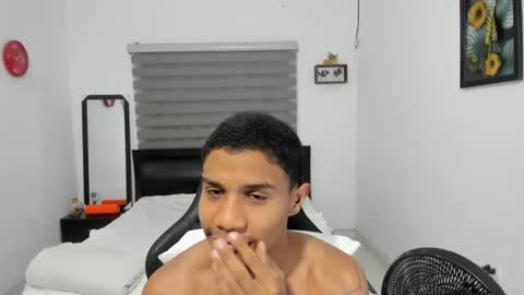 Ethan  online show from 21, 12, 2025