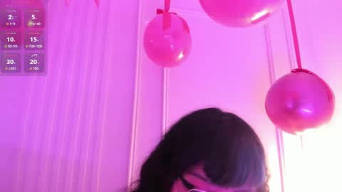 Snapshot of countesslayla chatting on 20, 5, 2026 countesslayla online show from 20, 5, 2026