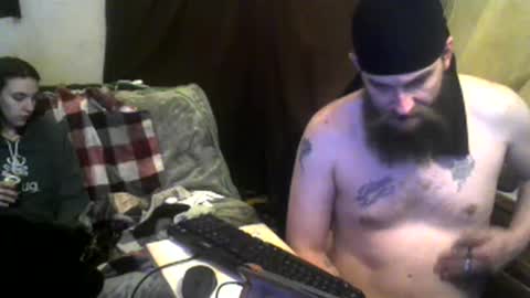 Alaskawildcouple online show from 6, 1, 2025