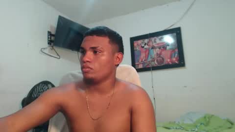 couple_hot0240129 online show from 21, 11, 2025