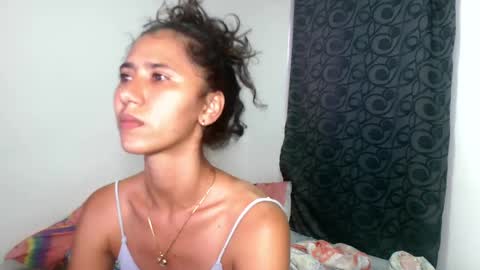 couple_naughty01 online show from 23, 9, 2025