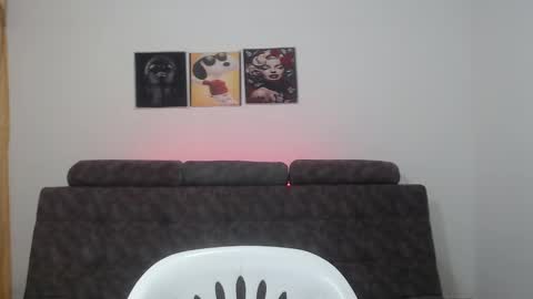 Snapshot of couple_sexandlove chatting on 10, 3, 2025  ALEJANDRO Y EMILY  online show from 10, 3, 2025