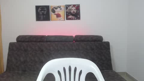 Snapshot of couple_sexandlove chatting on 11, 3, 2025  ALEJANDRO Y EMILY  online show from 11, 3, 2025