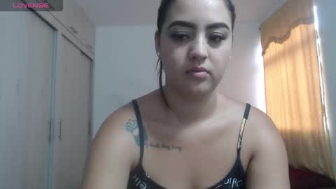 Snapshot of couple_sexandlove chatting on 10, 10, 2025  ALEJANDRO Y EMILY  online show from 10, 10, 2025