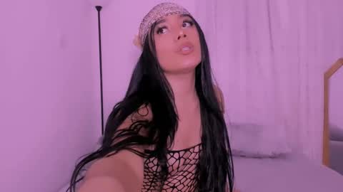 Couple sexxo online show from 4, 3, 2025