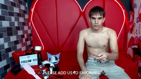 MIA LIZ AND SAM online show from 5, 2, 2025