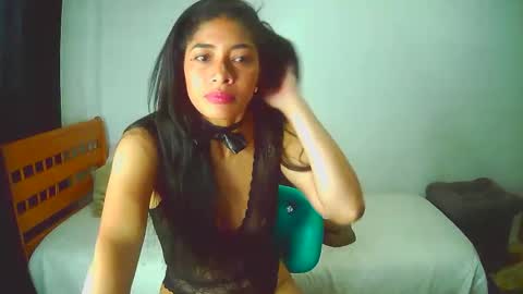 coupleeswetthott online show from 5, 11, 2025