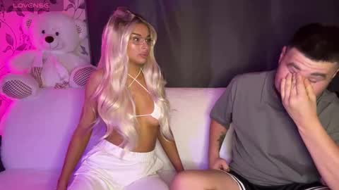 Snapshot of coupleinspire chatting on 16, 10, 2025 Emily  Ryan online show from 16, 10, 2025