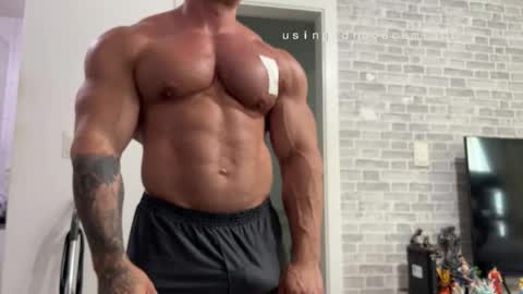 couplemuscle40 online show from 4, 3, 2026