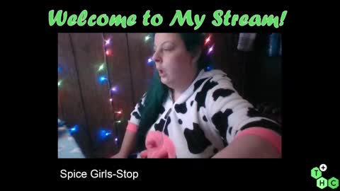 Snapshot of coupleofsinnerz chatting on 12, 10, 2025 coupleofsinnerz online show from 12, 10, 2025