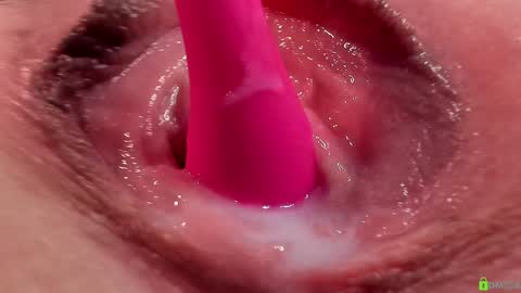 Im Courtney Nice to meet youFollow meInstagram courtneyluv778 online show from 19, 3, 2026