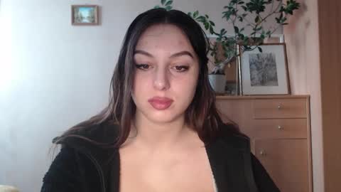 Courtney online show from 25, 1, 2025