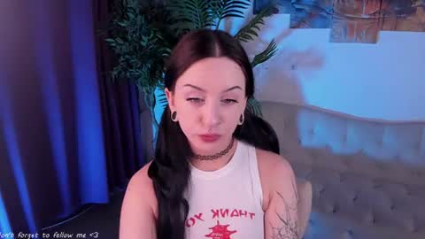 coy_emo_princess online show from 23, 7, 2026