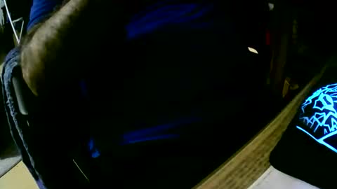 coyote017 online show from 18, 11, 2025