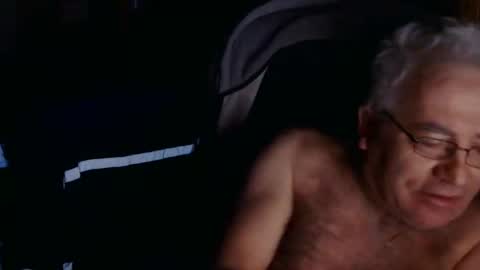 coyote017 online show from 15, 3, 2026