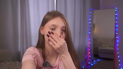 Lina online show from 3, 3, 2026