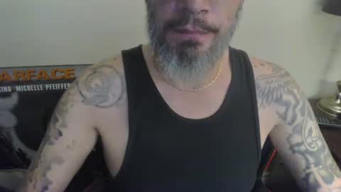 Snapshot of cpl_inlove chatting on 23, 10, 2025 cpl_inlove online show from 23, 10, 2025