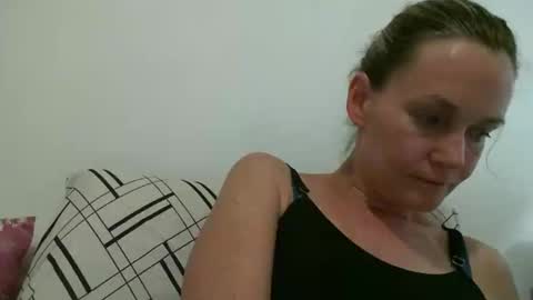 Anny online show from 4, 3, 2025