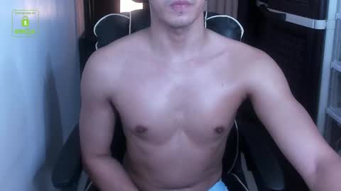 Snapshot of crazyasiancum chatting on 9, 9, 2025 Zion online show from 9, 9, 2025