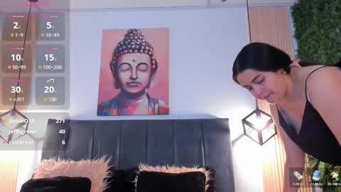 Snapshot of crazybeef__ chatting on 2, 2, 2025 Caro Andrew online show from 2, 2, 2025