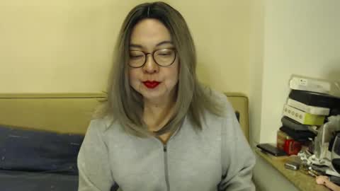 Kelly   online show from 13, 12, 2024