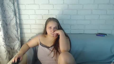 Crazyy Girl  online show from 20, 1, 2025